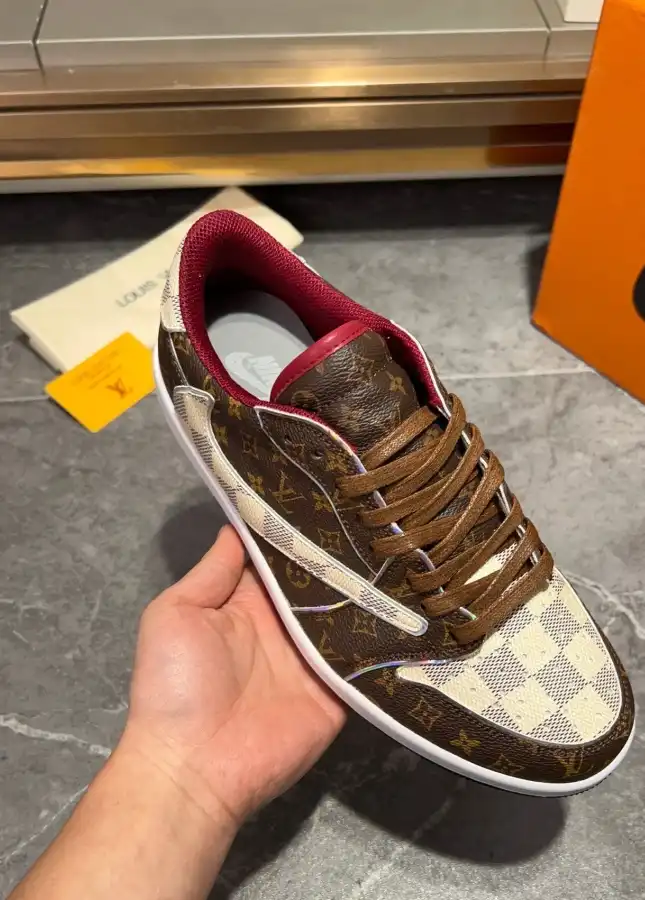 hype Louis Vuitton Sneakers