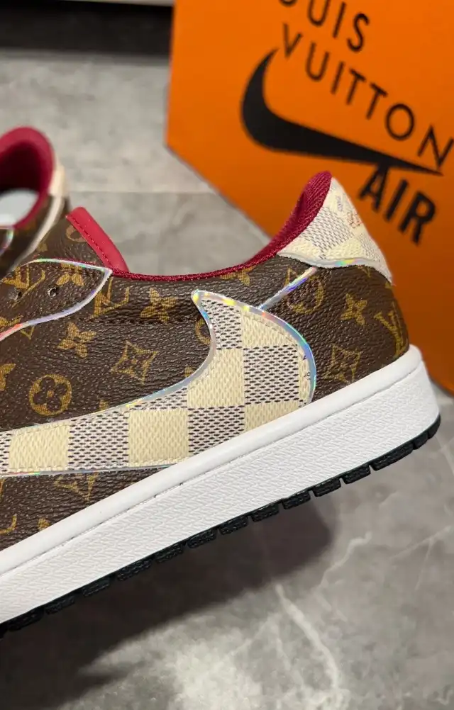 hype Louis Vuitton Sneakers