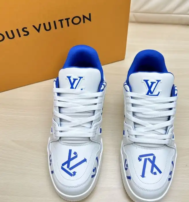 hype Louis Vuitton Sneakers