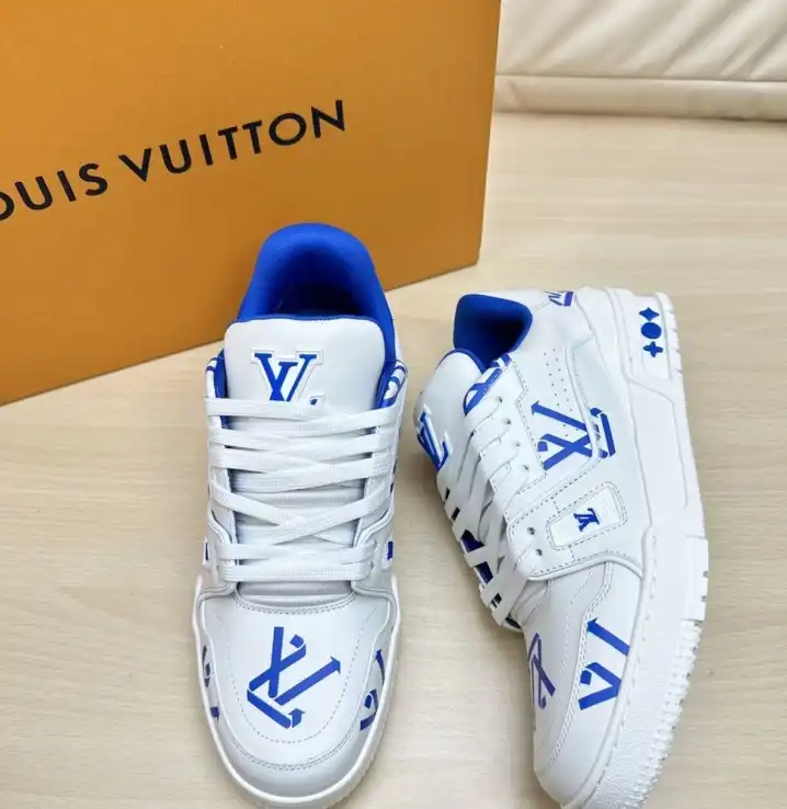 hype Louis Vuitton Sneakers