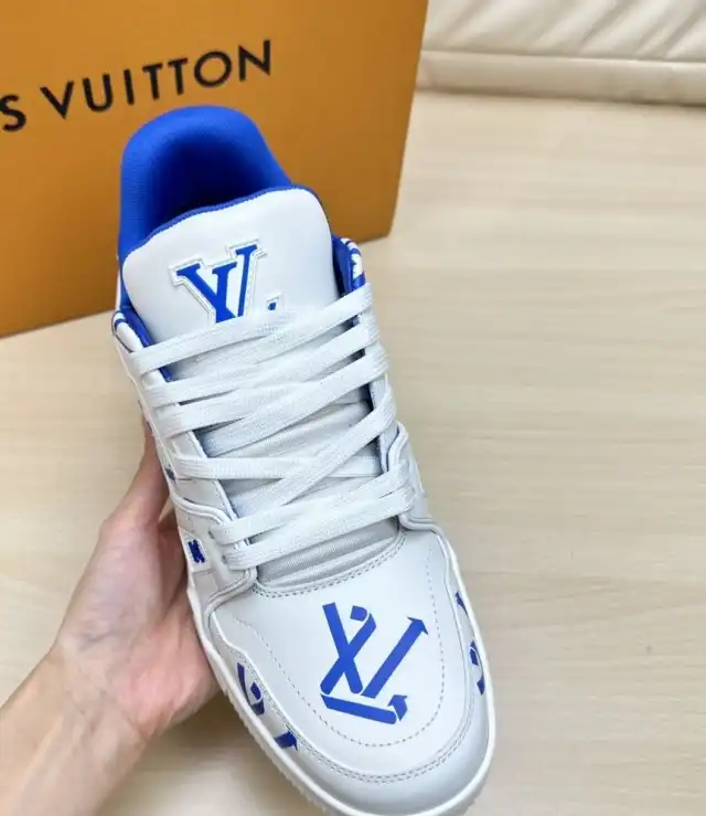 hype Louis Vuitton Sneakers