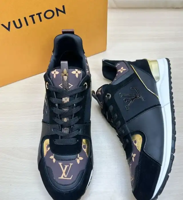 hype Louis Vuitton Sneakers