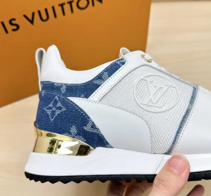 hype Louis Vuitton Sneakers