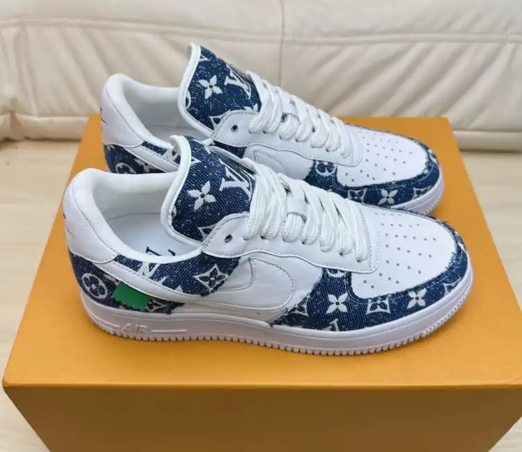 hype Louis Vuitton Sneakers