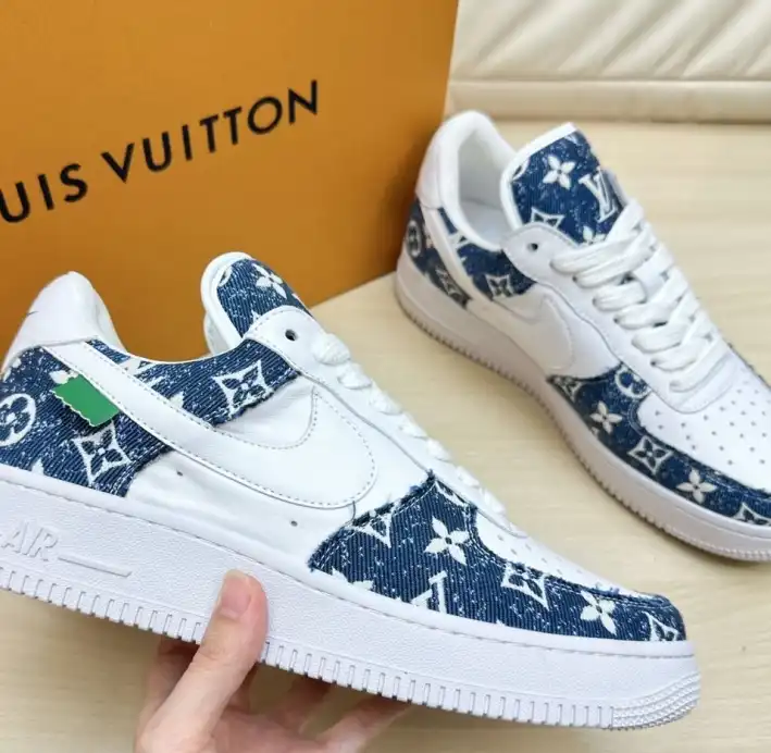 hype Louis Vuitton Sneakers