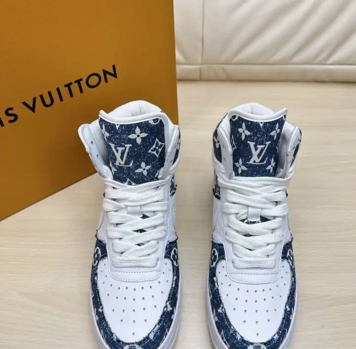 hype Louis Vuitton Sneakers