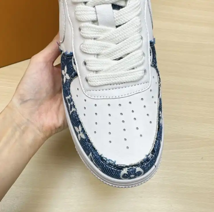 hype Louis Vuitton Sneakers