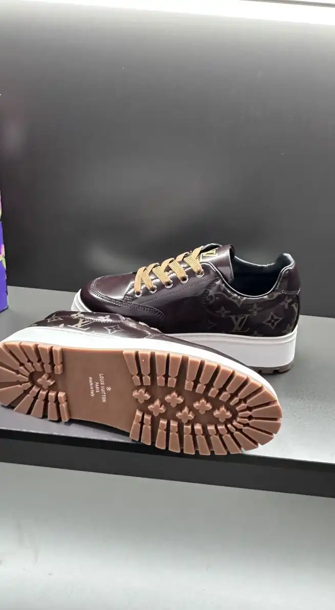 hype Louis Vuitton Sneakers