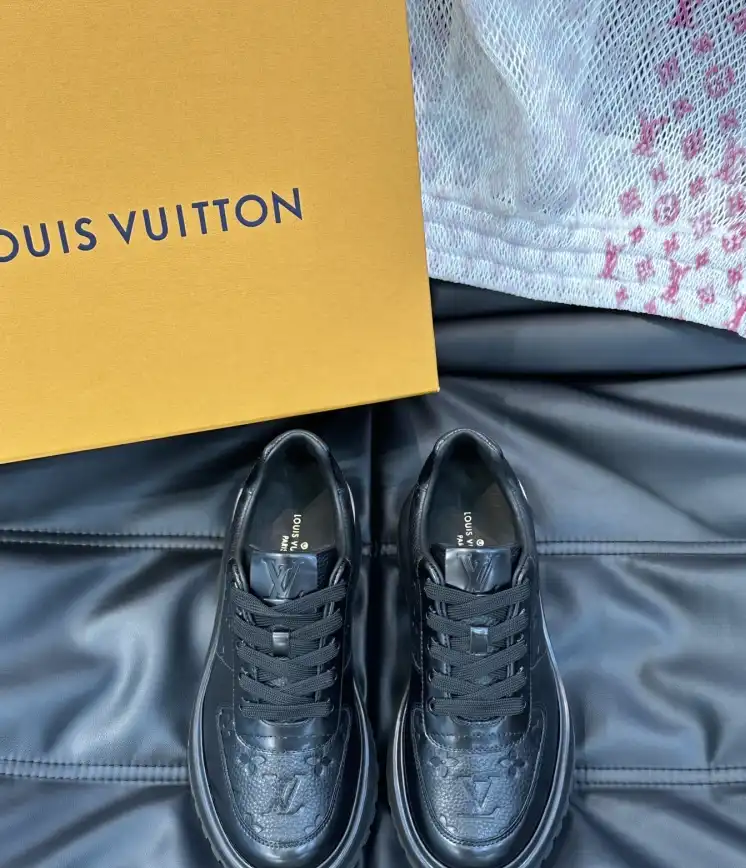 hype Louis Vuitton Sneakers