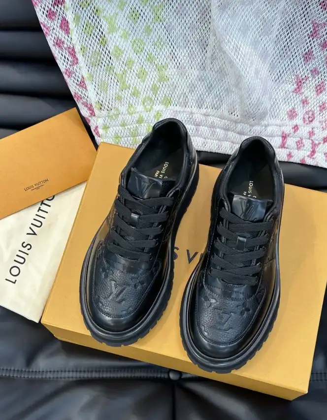 hype Louis Vuitton Sneakers