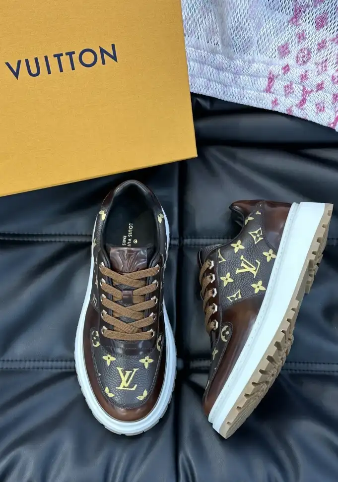 hype Louis Vuitton Sneakers