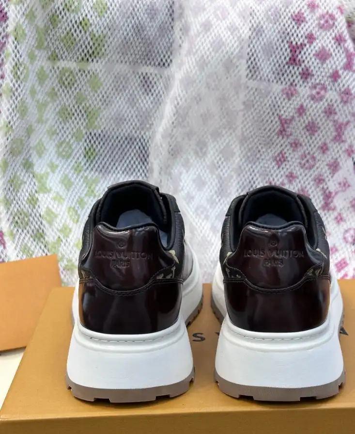 hype Louis Vuitton Sneakers