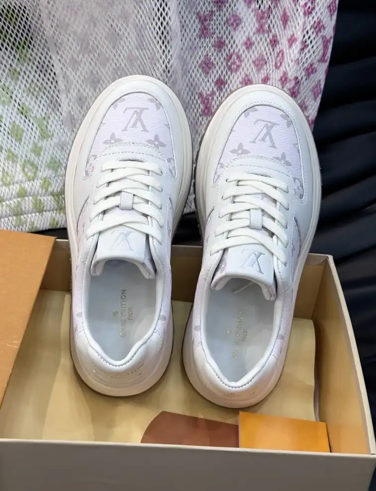 hype Louis Vuitton Sneakers