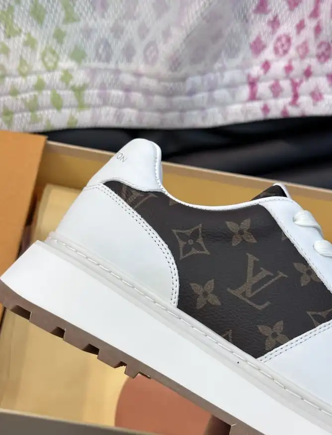 hype Louis Vuitton Sneakers