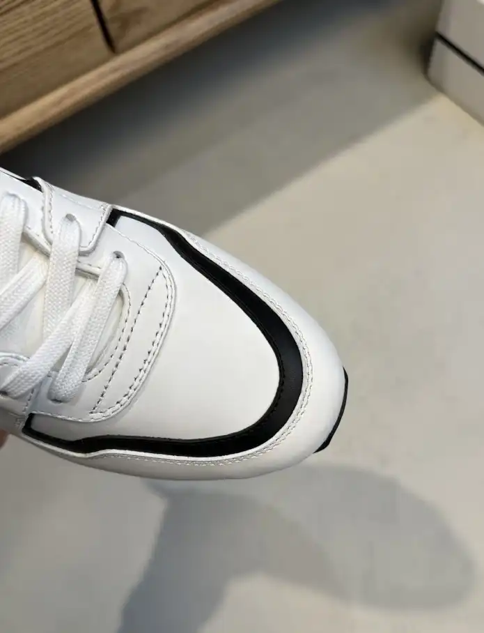 hype Givenchy Sneakers