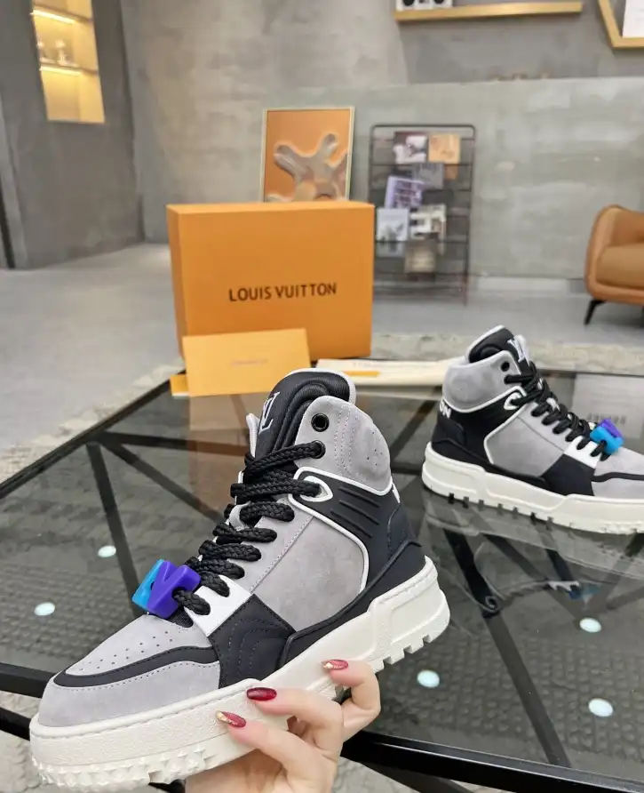 hype Louis Vuitton Sneakers