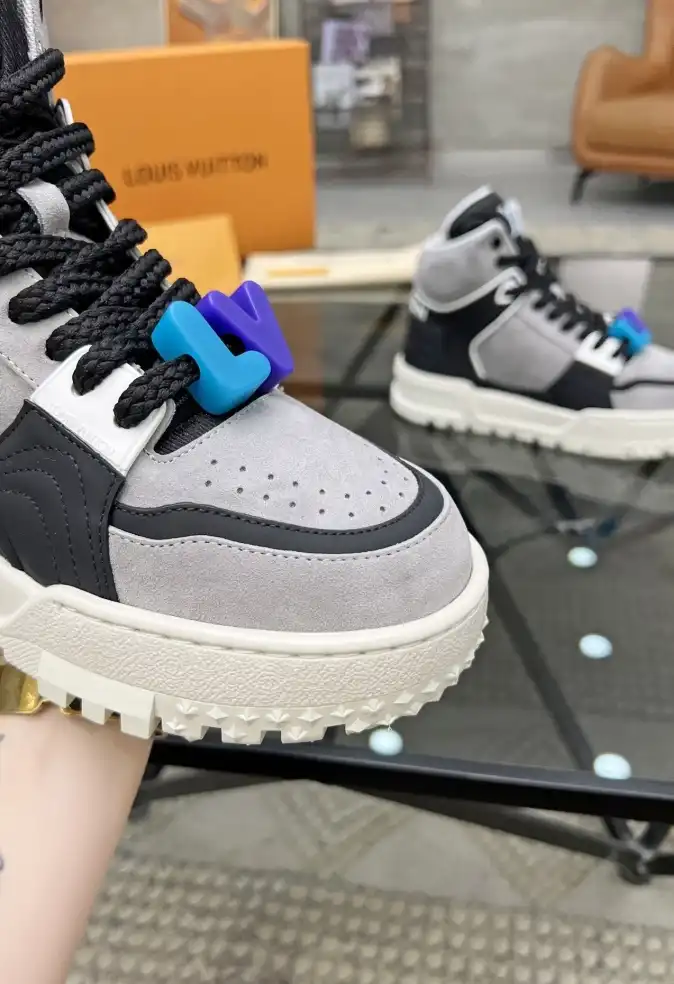 hype Louis Vuitton Sneakers