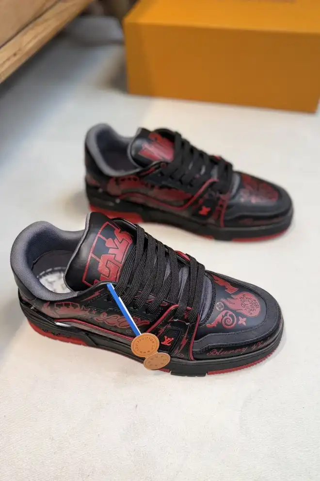 hype Louis Vuitton Sneakers