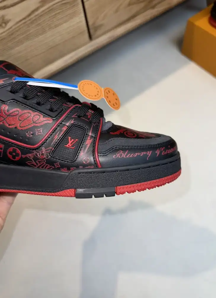 hype Louis Vuitton Sneakers