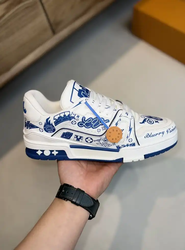 hype Louis Vuitton Sneakers