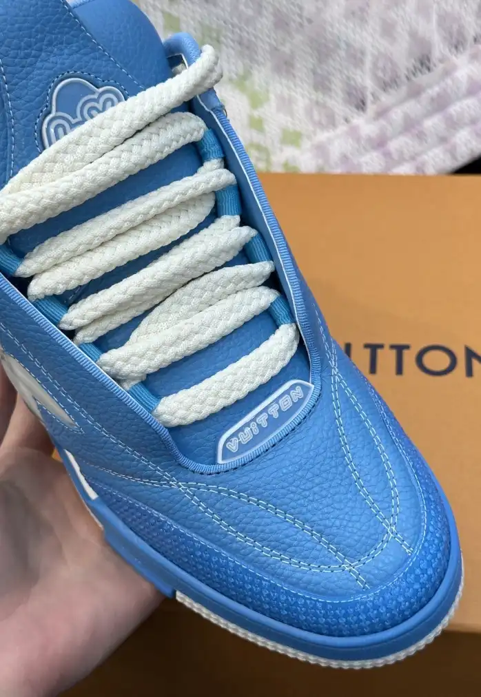 hype Louis Vuitton Sneakers