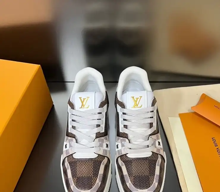 hype Louis Vuitton Sneakers