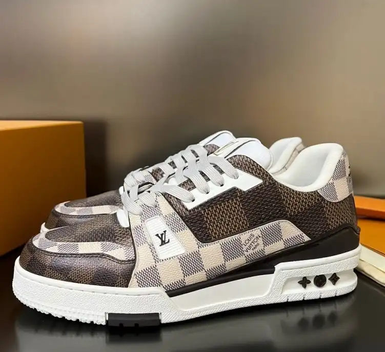 hype Louis Vuitton Sneakers