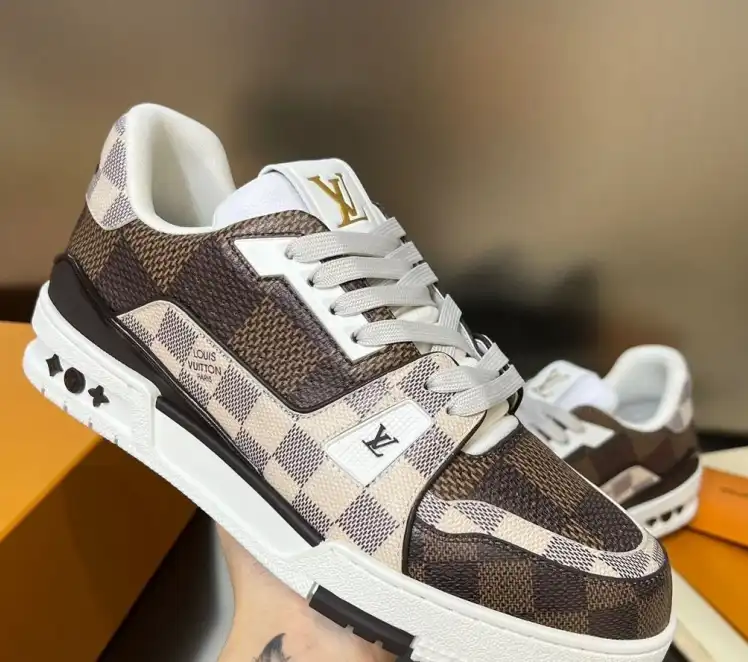 hype Louis Vuitton Sneakers