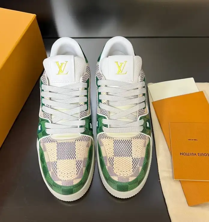 hype Louis Vuitton Sneakers