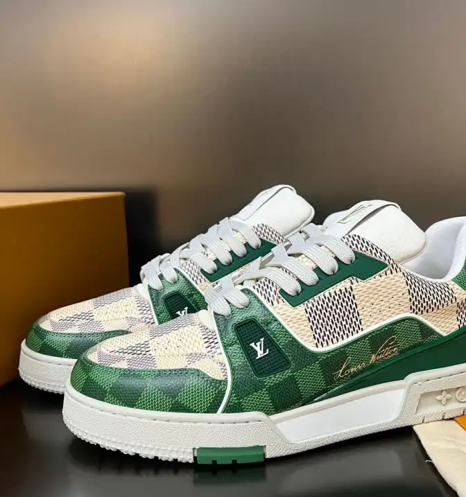 hype Louis Vuitton Sneakers