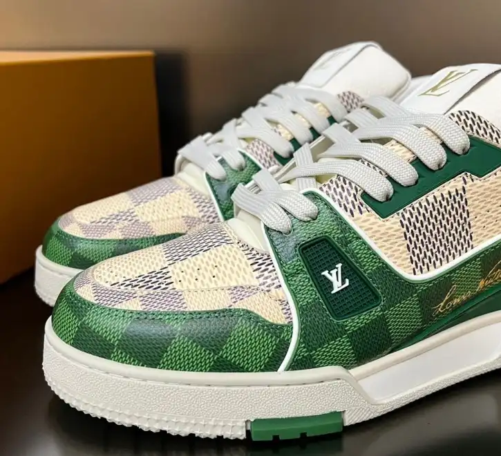 hype Louis Vuitton Sneakers