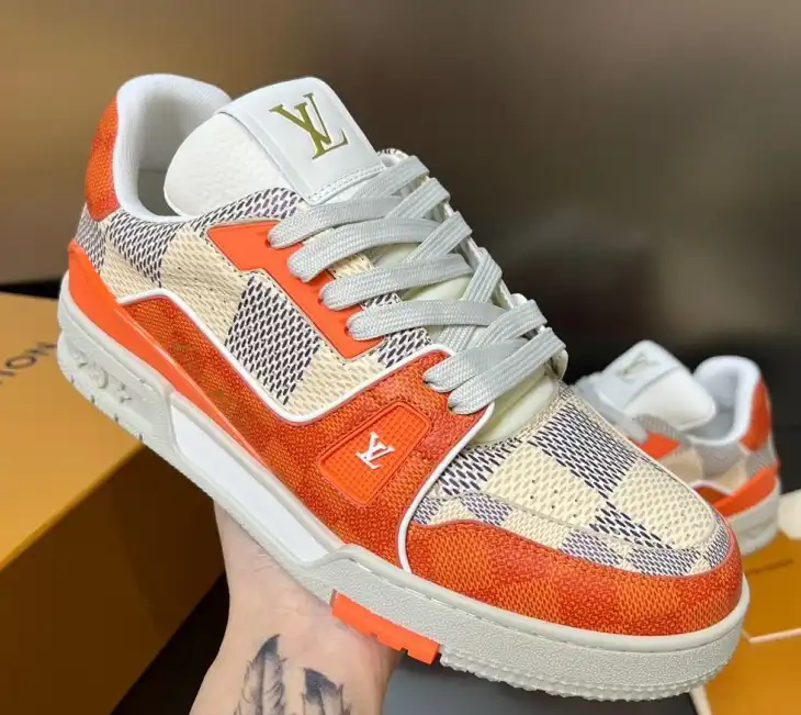 hype Louis Vuitton Sneakers