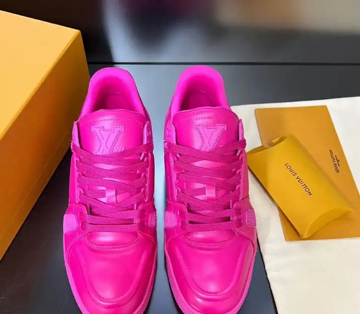 hype Louis Vuitton Sneakers