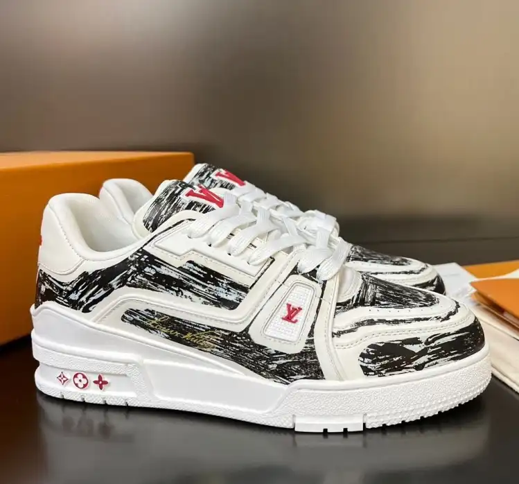 hype Louis Vuitton Sneakers