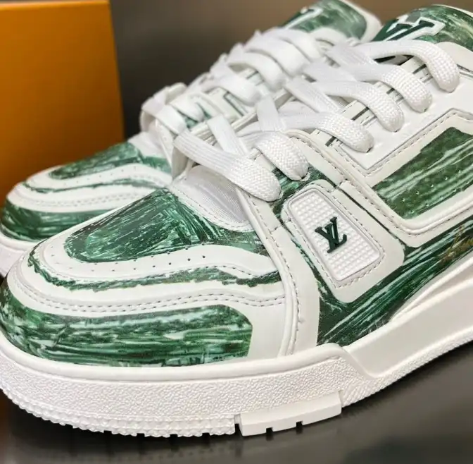 hype Louis Vuitton Sneakers