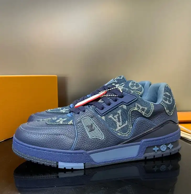 hype Louis Vuitton Sneakers