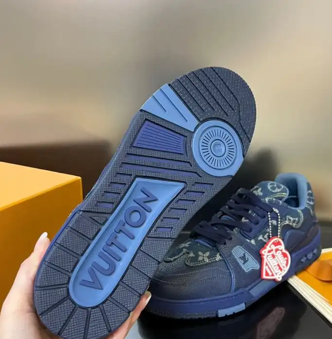 hype Louis Vuitton Sneakers