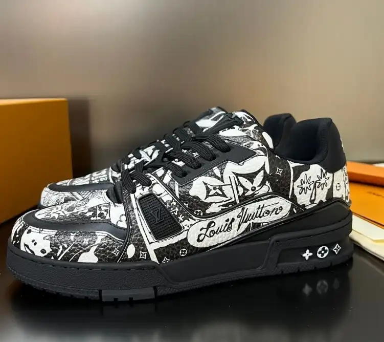 hype Louis Vuitton Sneakers