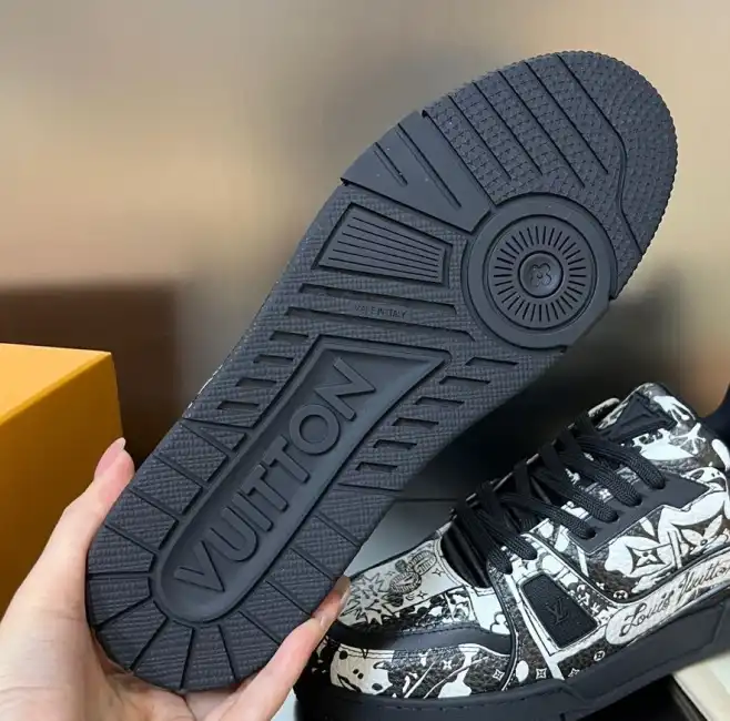 hype Louis Vuitton Sneakers