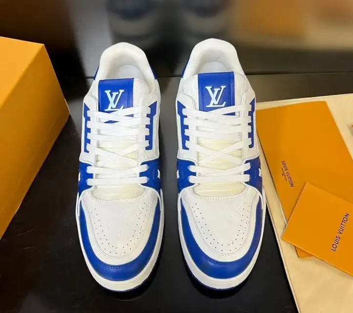 hype Louis Vuitton Sneakers