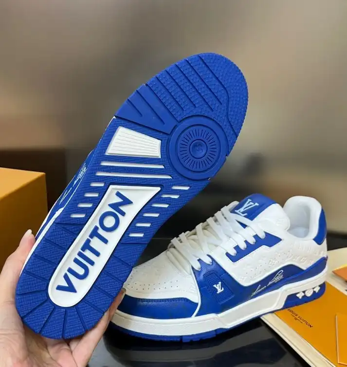 hype Louis Vuitton Sneakers