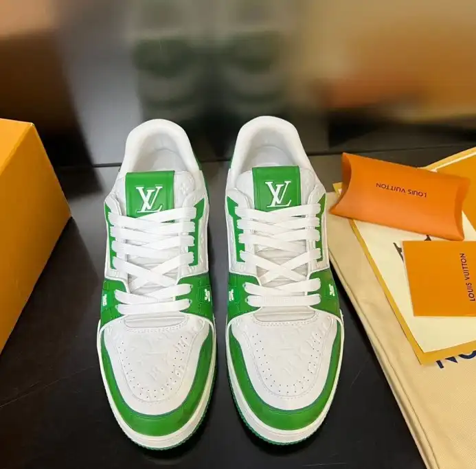 hype Louis Vuitton Sneakers