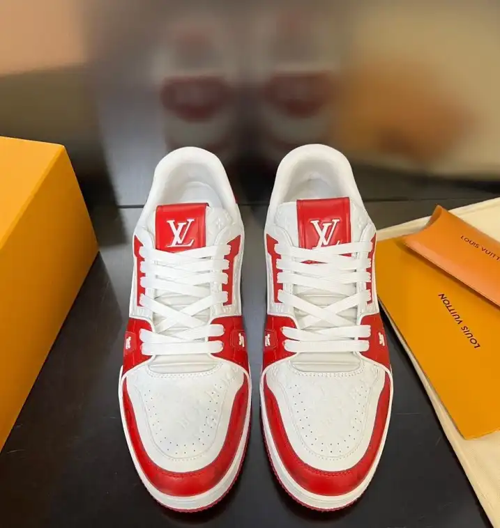 hype Louis Vuitton Sneakers