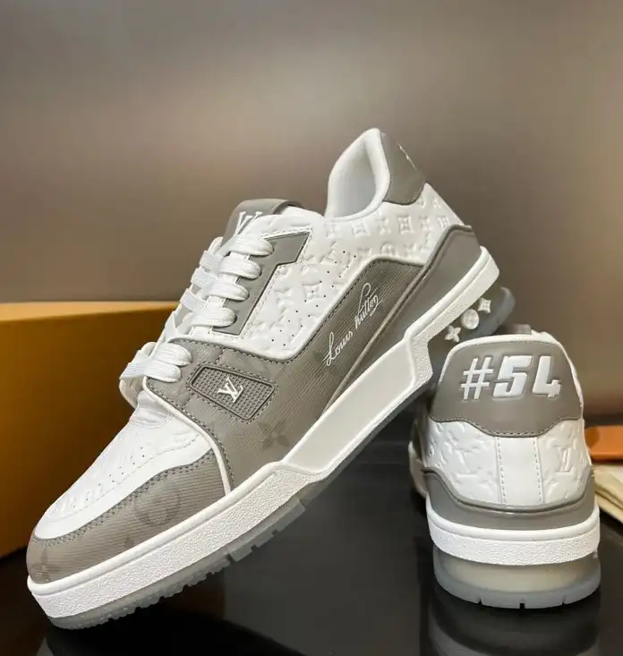 hype Louis Vuitton Sneakers