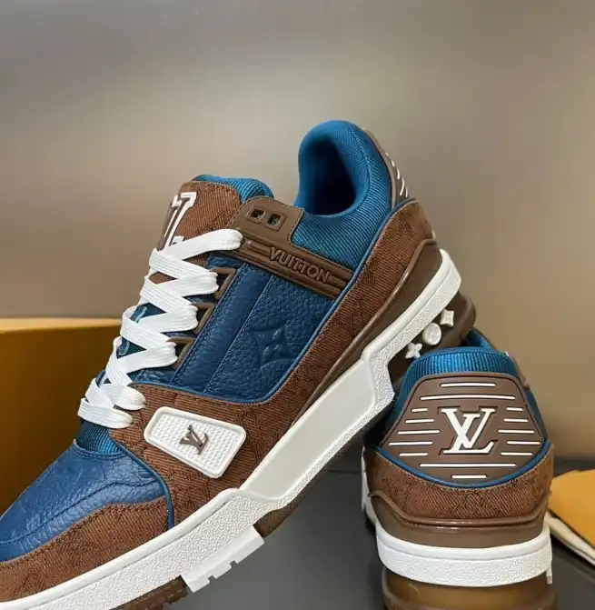 hype Louis Vuitton Sneakers