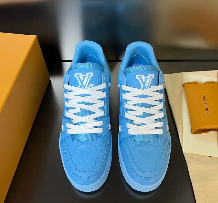 hype Louis Vuitton Sneakers