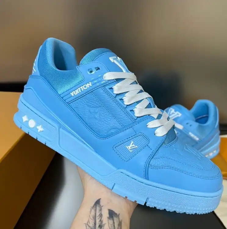 hype Louis Vuitton Sneakers