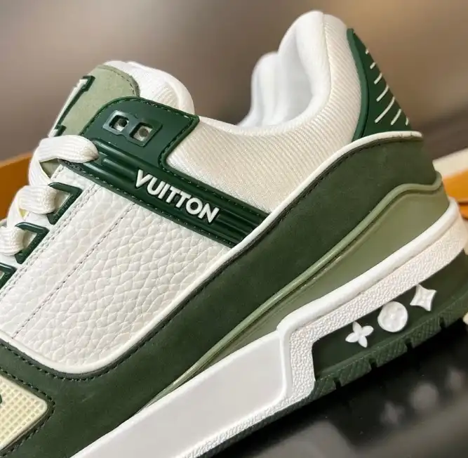 hype Louis Vuitton Sneakers