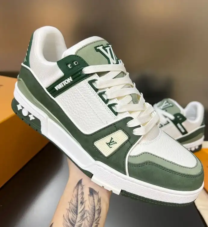 hype Louis Vuitton Sneakers