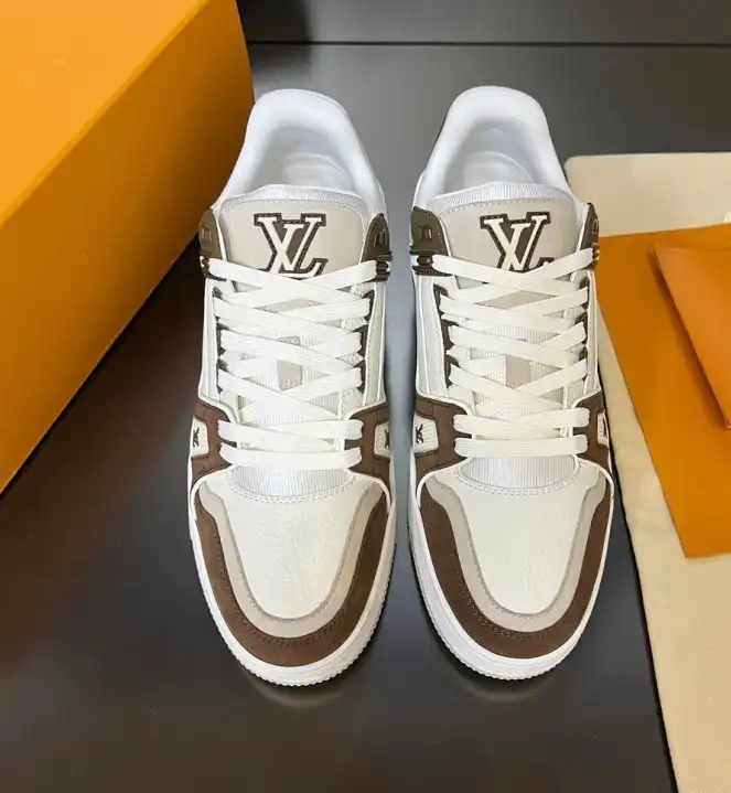 hype Louis Vuitton Sneakers